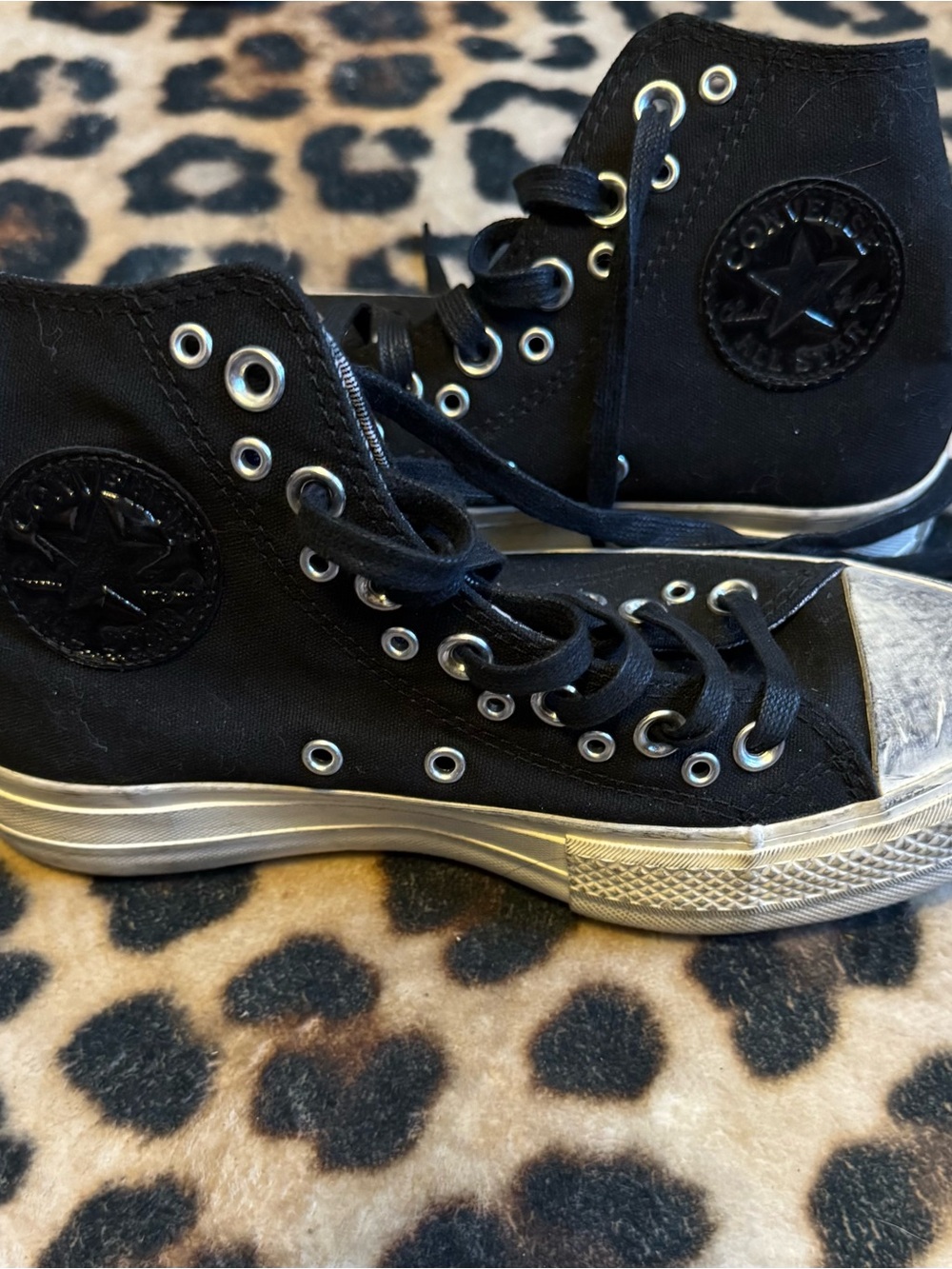 Converse Black High-Top